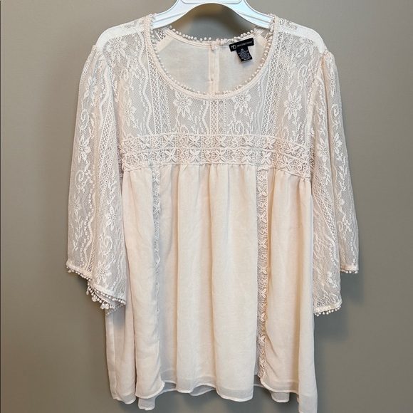 new directions Tops - New Directions Size XL Cream Lace Crochet Yoke Peasant Blouse